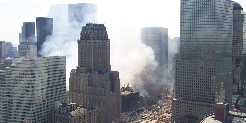 Aşağı Manhattan 9-11 Çarpışma Alanı için için için yanan