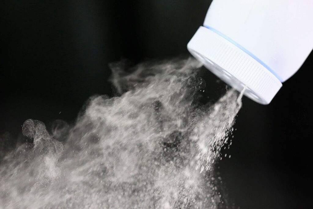 baby powder37 0501202405012024 c515219a41d940f9bbbfb6fa6220c3e3