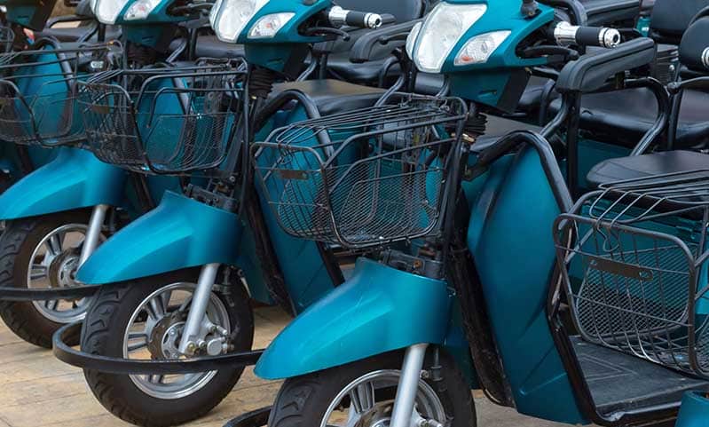 Revel Puts Brakes on NYC Moped Leasing Service